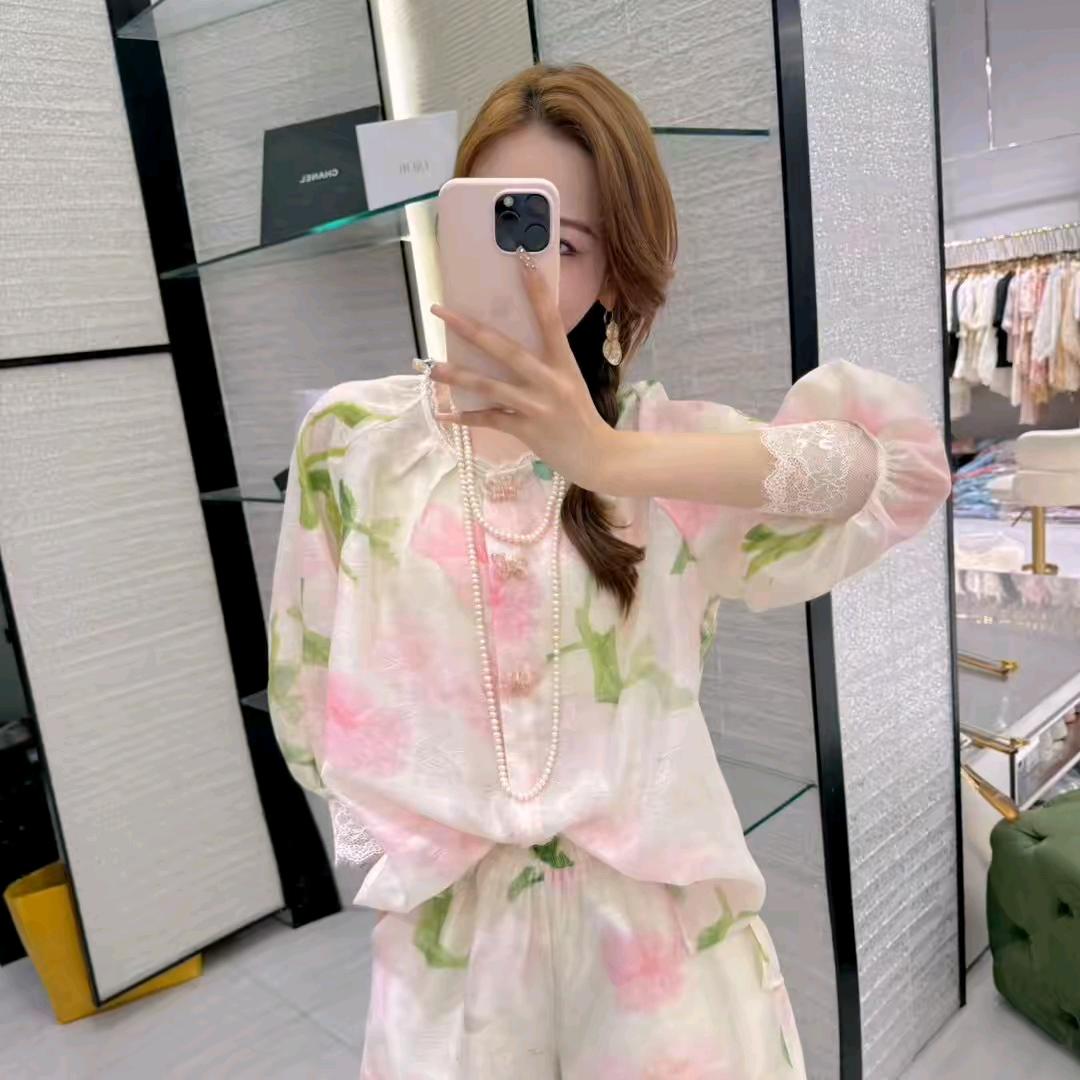 沫沫时尚穿搭