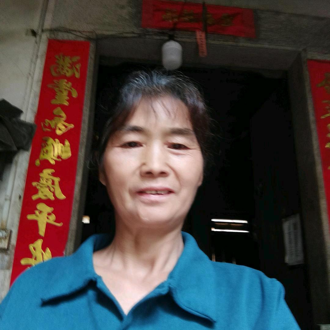 坚强姐〈拒绝私聊）