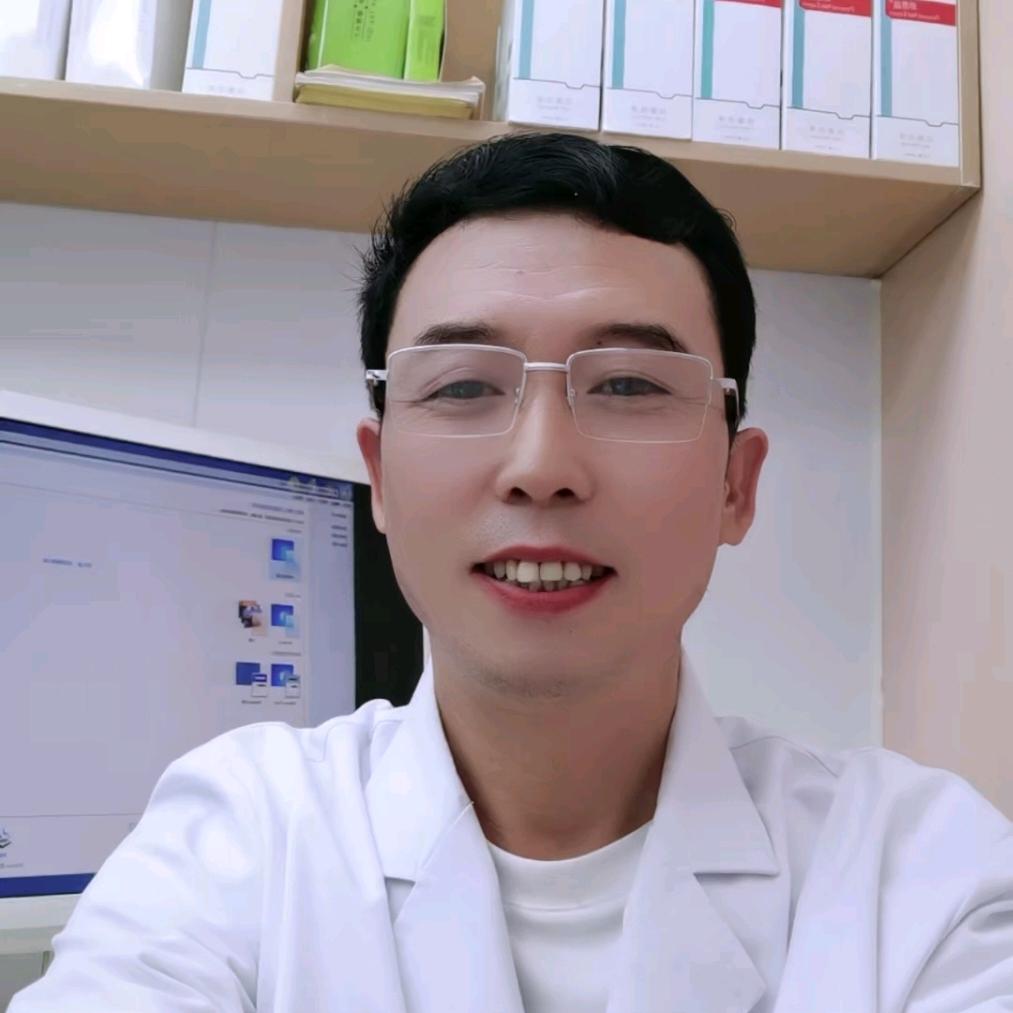 胡哥在重庆改造指甲