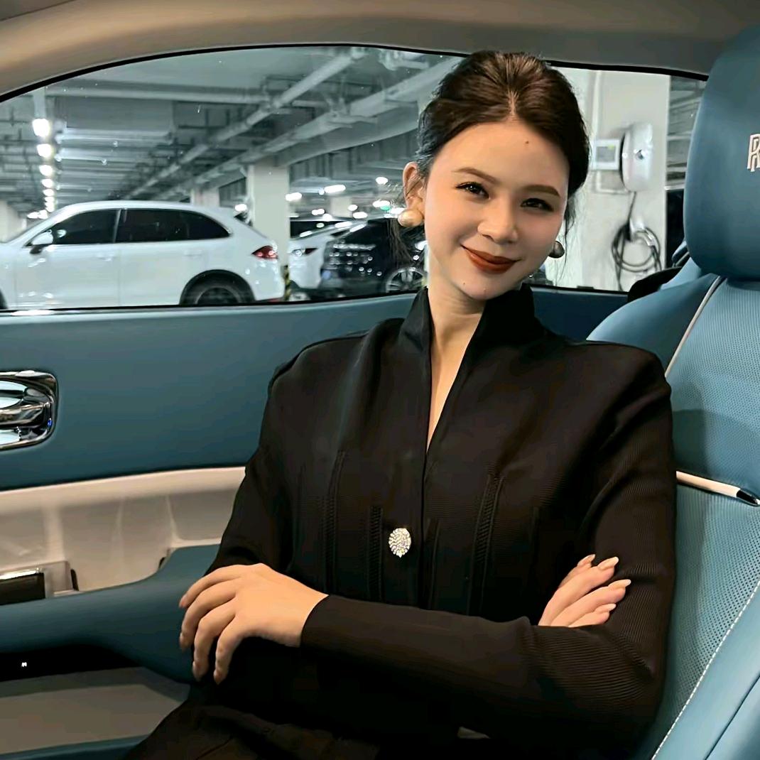 MISS大蜜蜜穿搭推荐