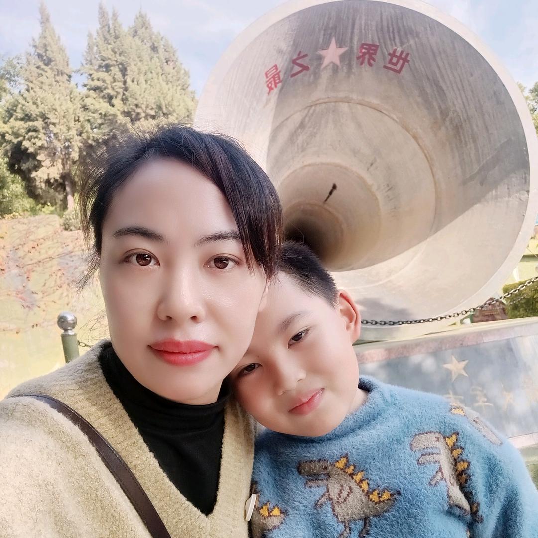 叮当童装小铺