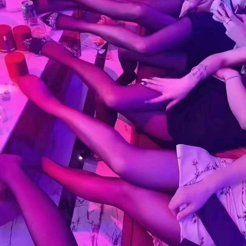 唱歌订包厢联系我