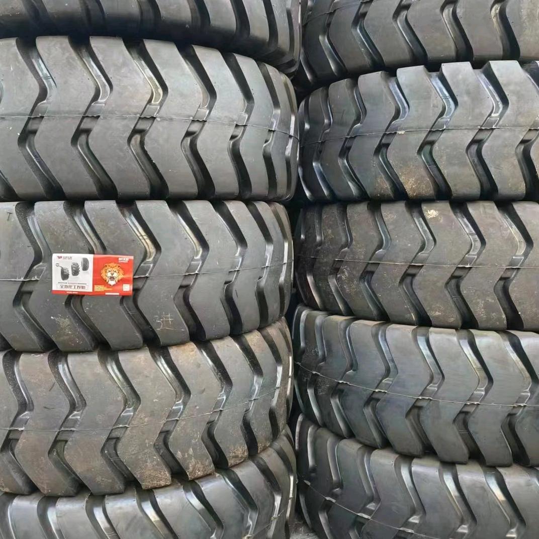 装载机轮胎-张经理