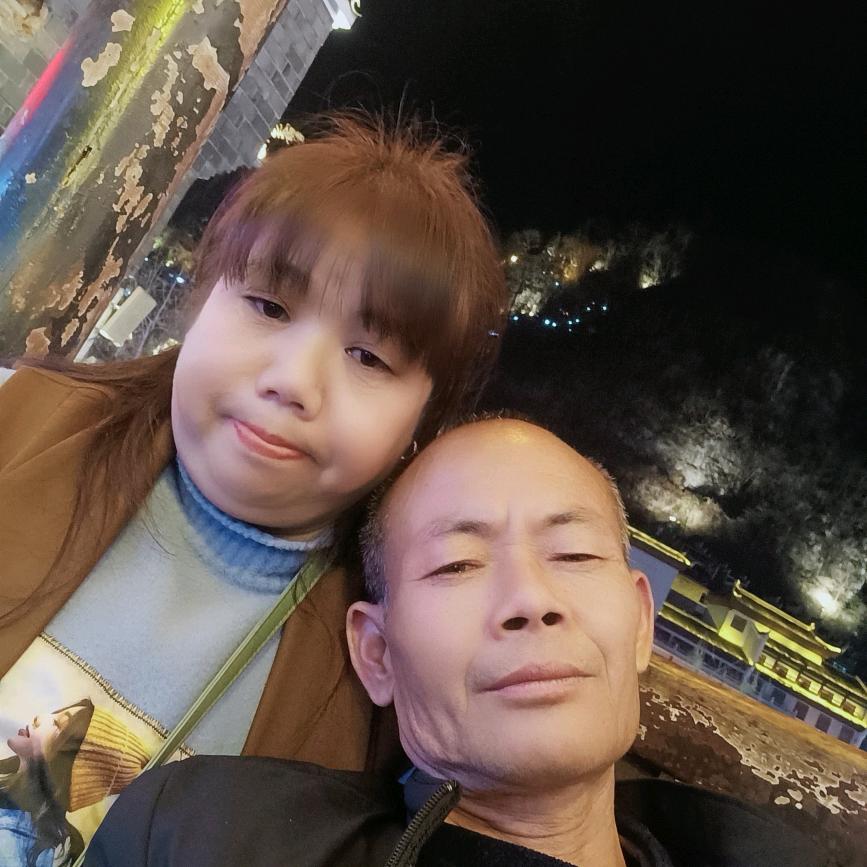 舒，承接各种路面，场地水泥硬化工程
