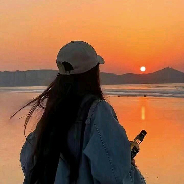 💗᭄不发🕊꯭᭄꯭ꦿ脾气只发财 ࿐