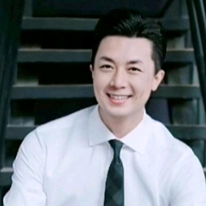 ༊逢  哥࿐ᩚᮨ🔱   .暂停更新