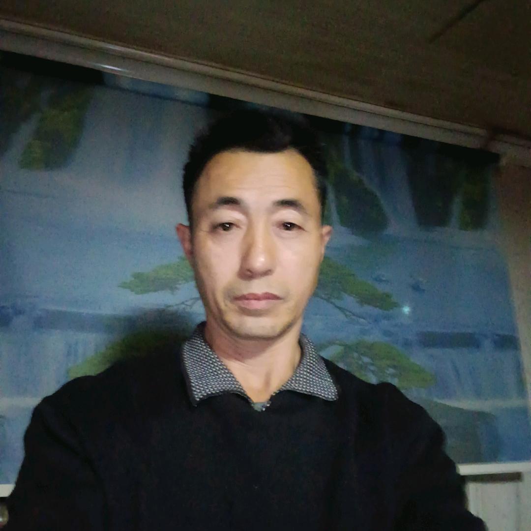 贵哥：爱唱歌！