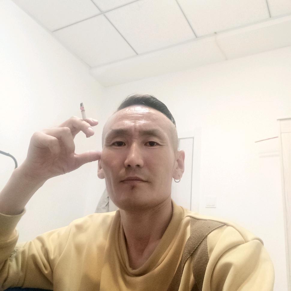 巴音乌力吉