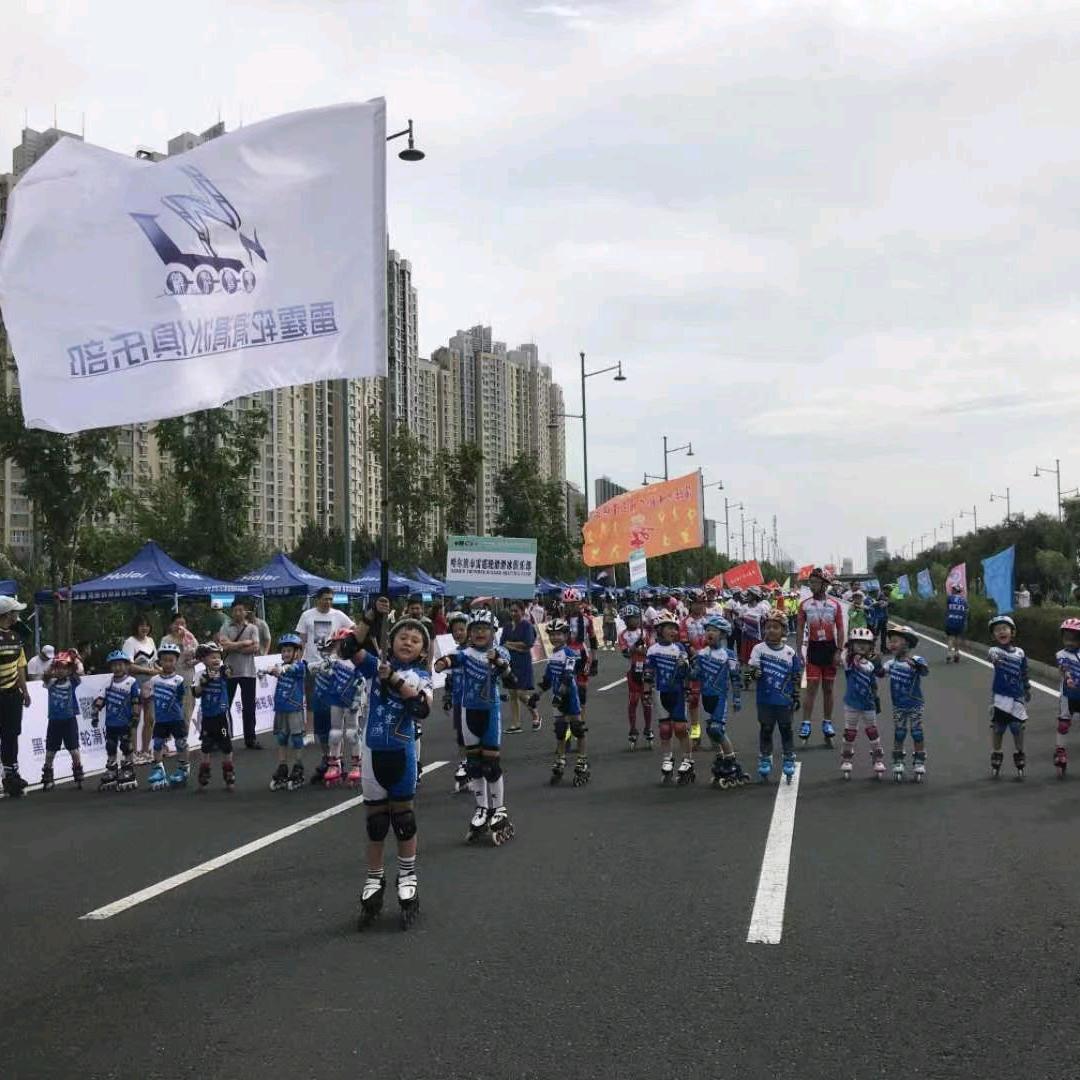雷霆张教练⛸轮滑滑冰