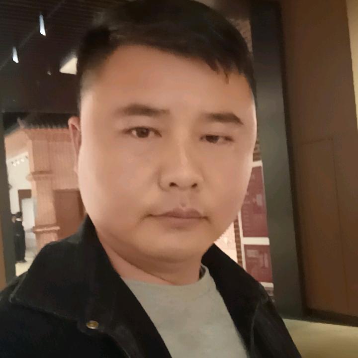 小西湖散养土鸡龙哥