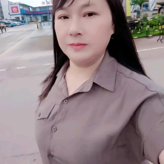陈华英