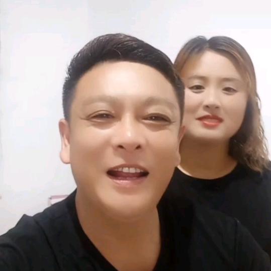两对双胞胎，儿女双全！