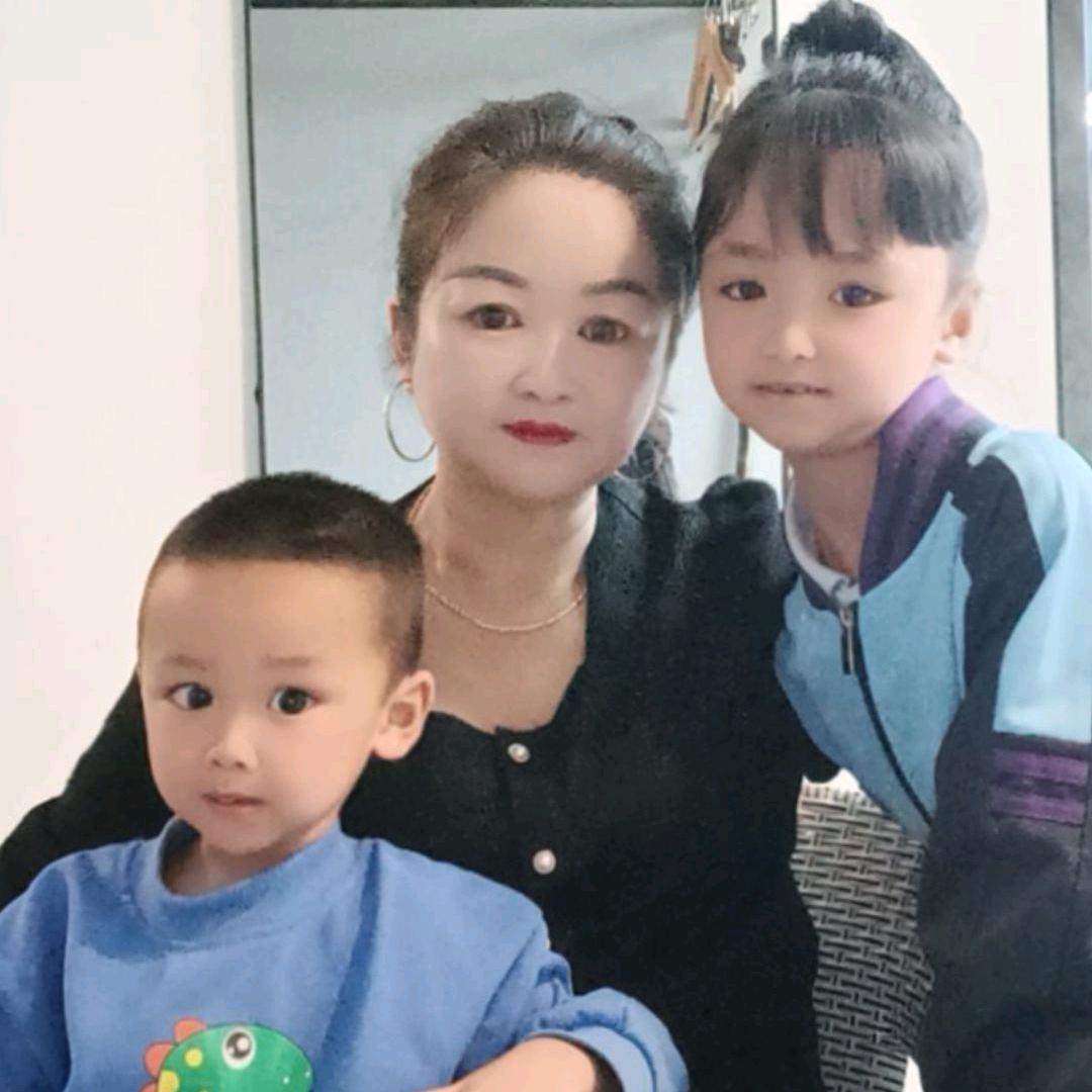 杨三姐