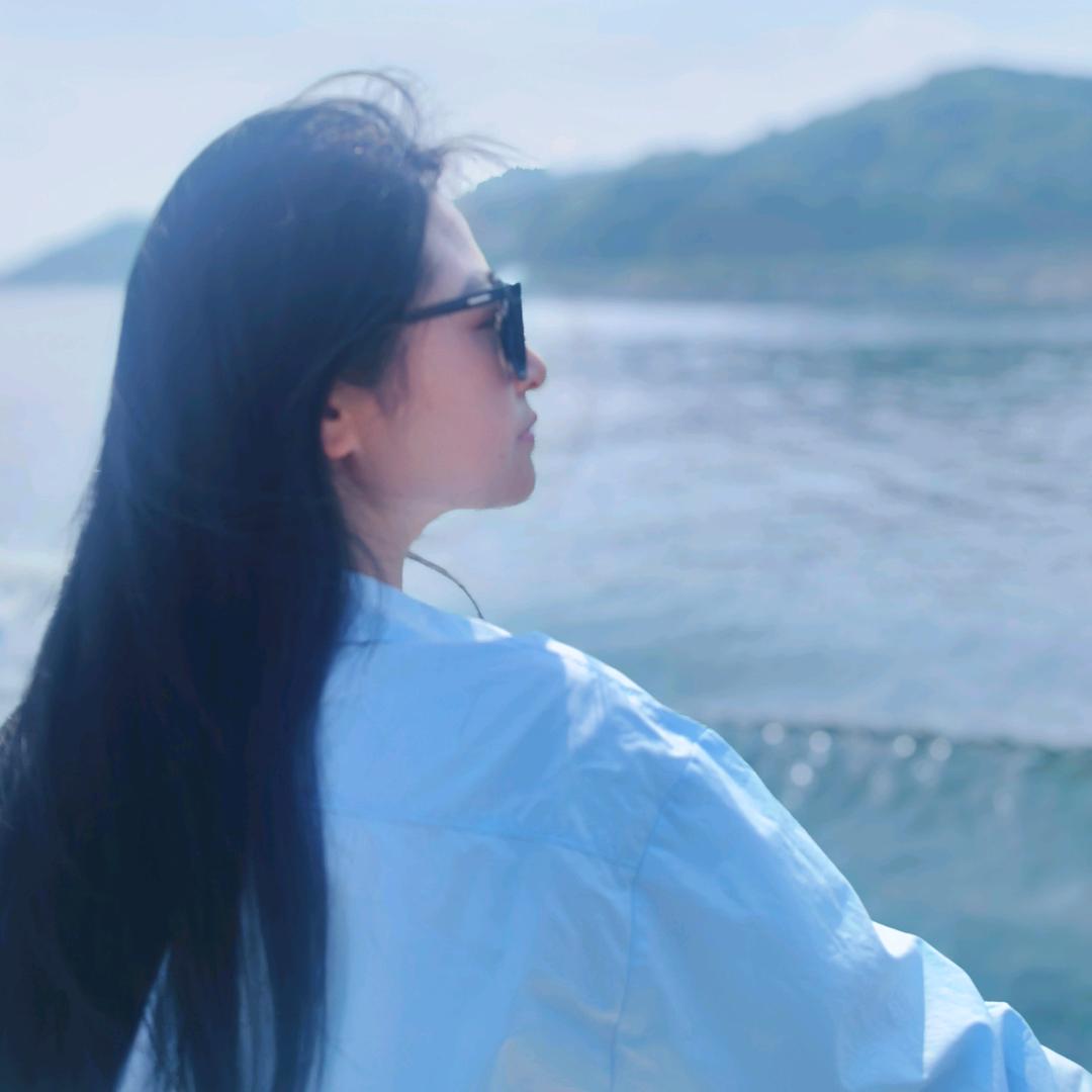丽丽不理解