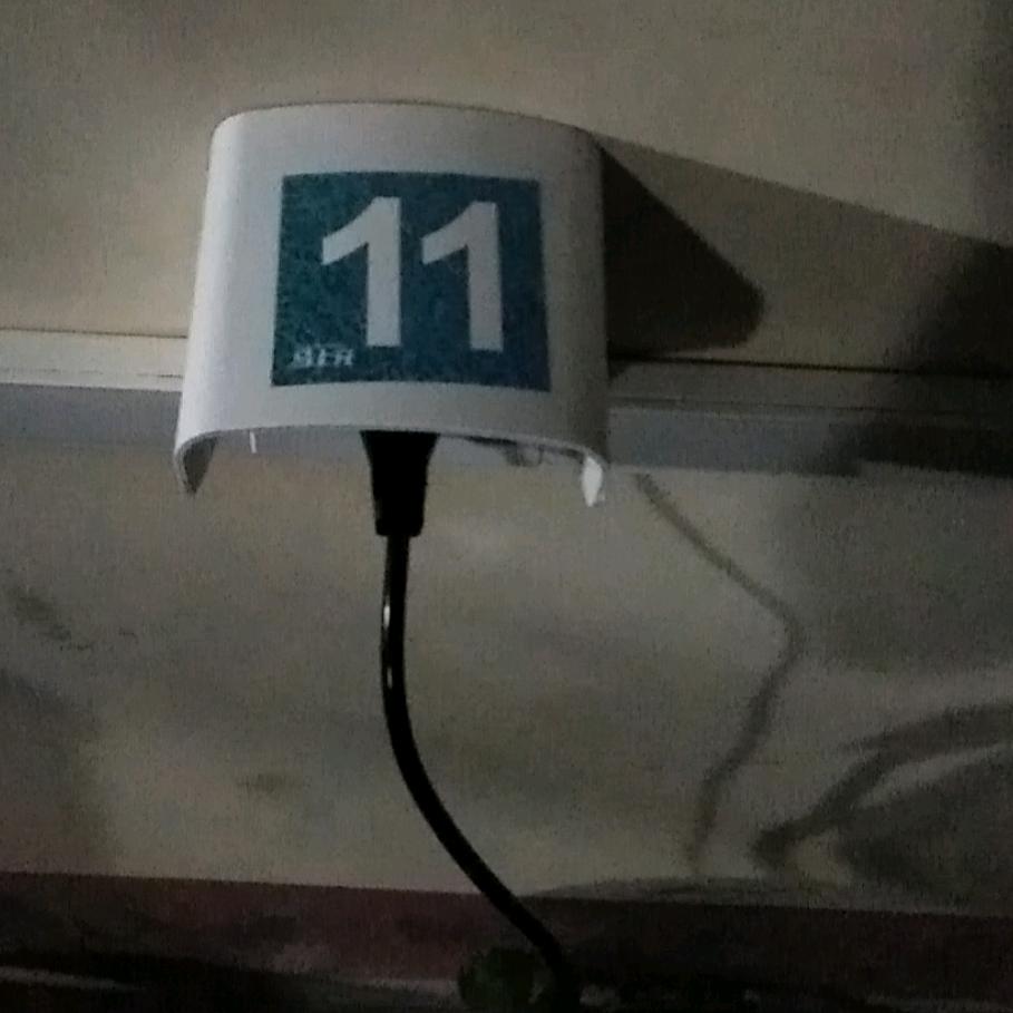 ′′