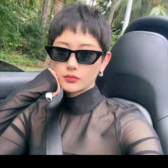 梁雅帝~爆款轻奢饰品