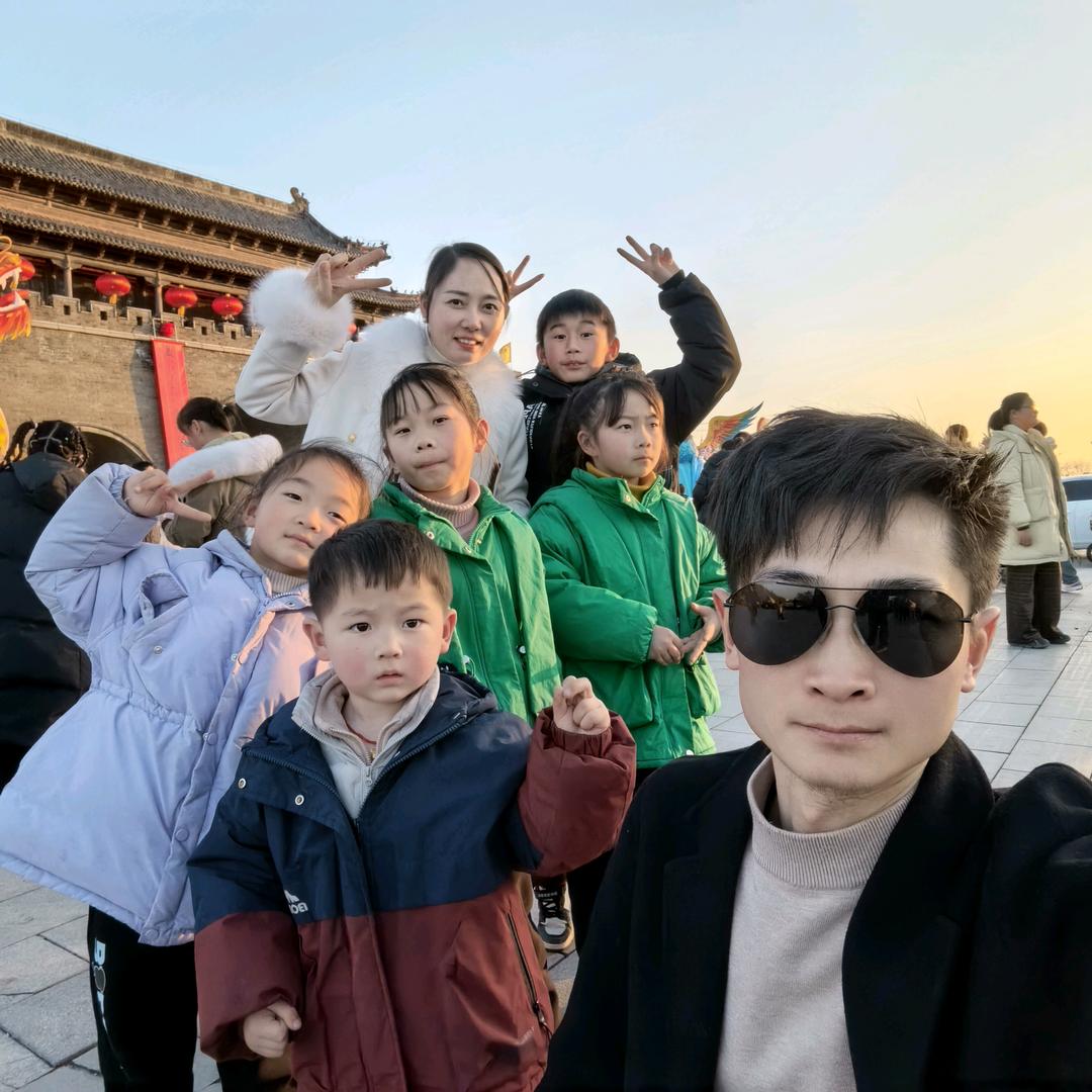 鸿恩牧业（90後创业者）