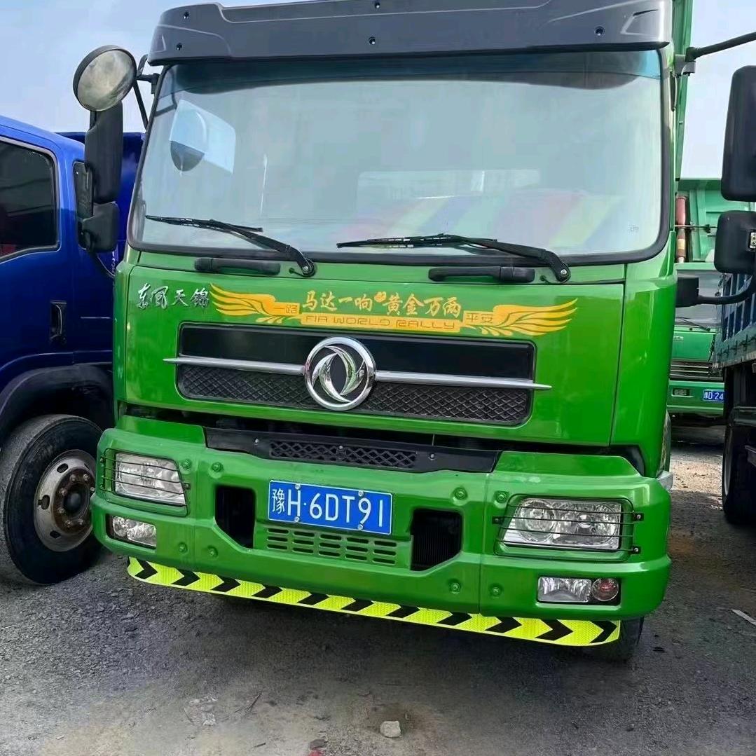 孙二，自卸车