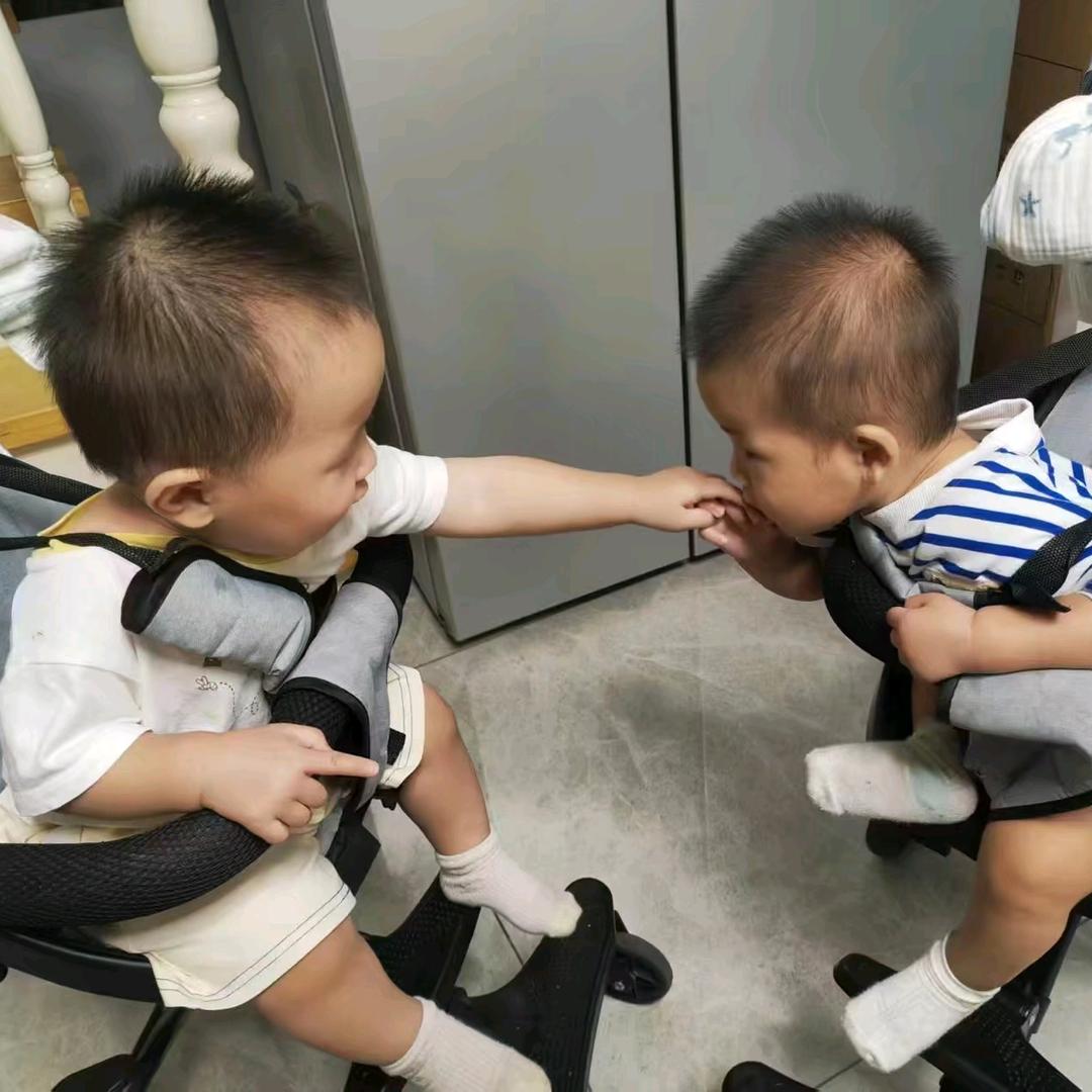 双胞胎妈妈