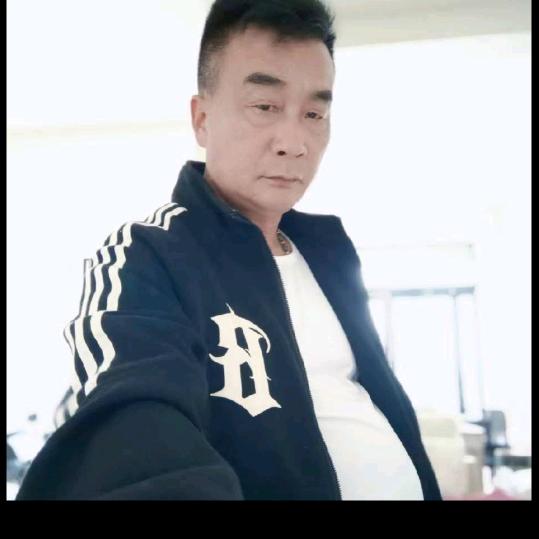 水低为王！周彪