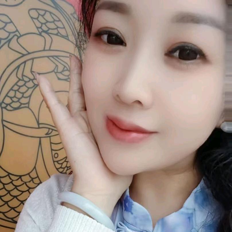 李怡墨
