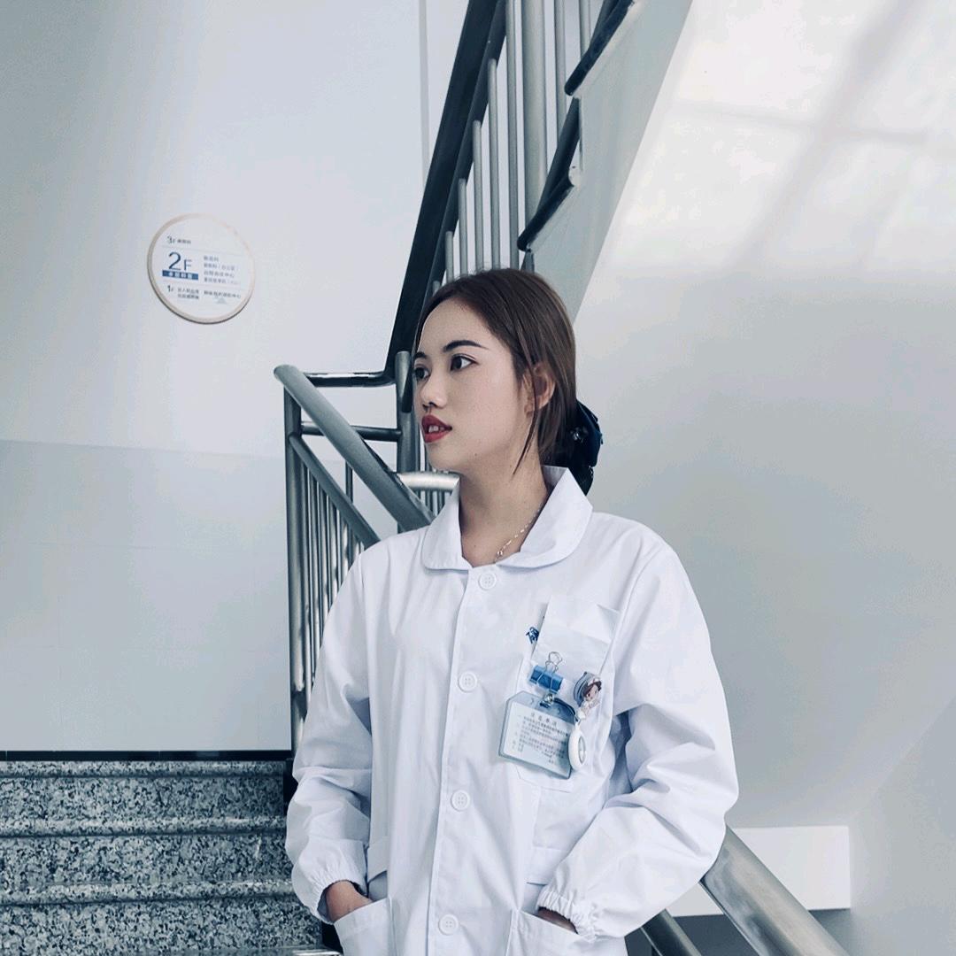 小秦秦《一切随缘》