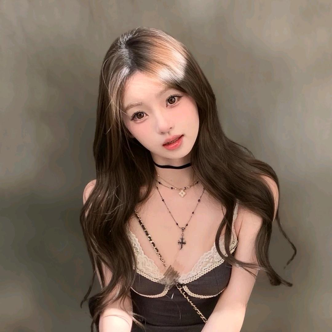 瀻濰娜✨