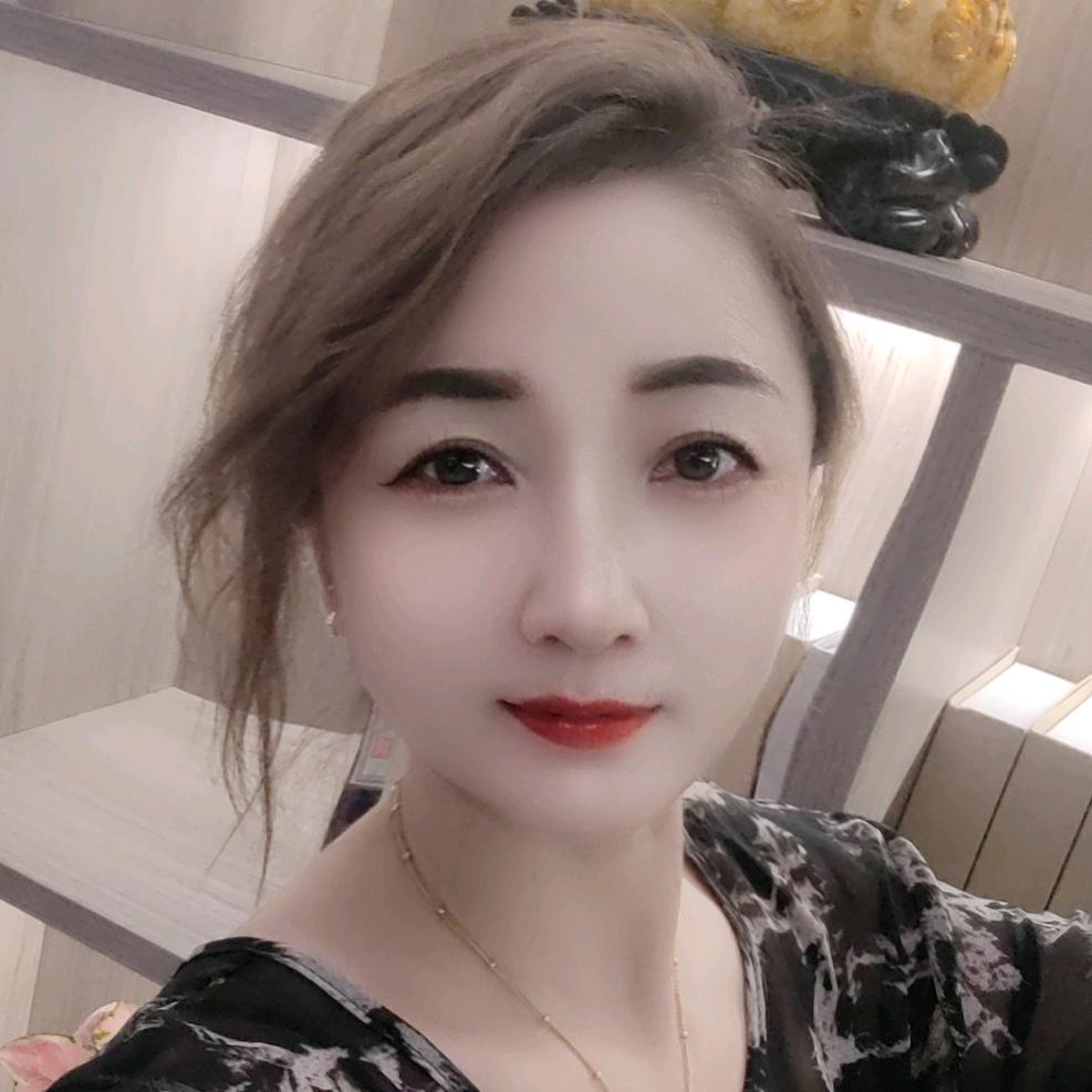 雁姐，爱说笑💅