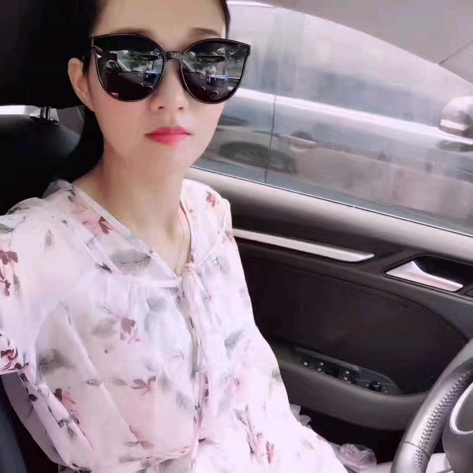 欣欣小小月