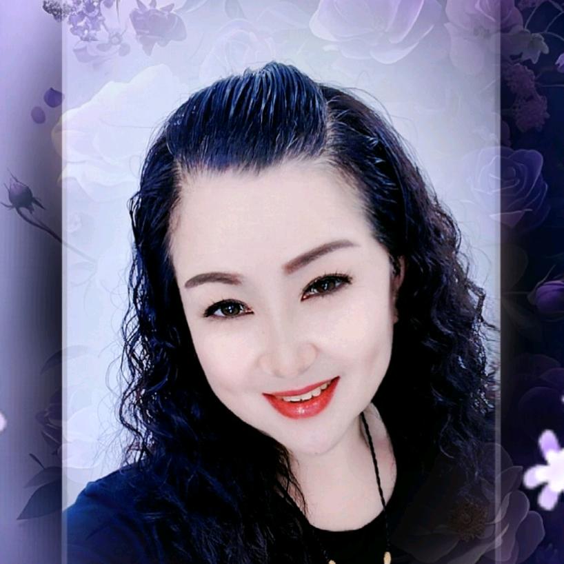 罗小莉_LXL