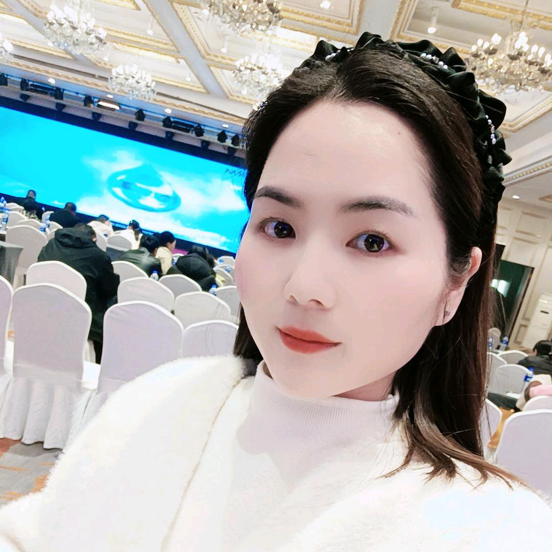 襄城县芊芊美妆店