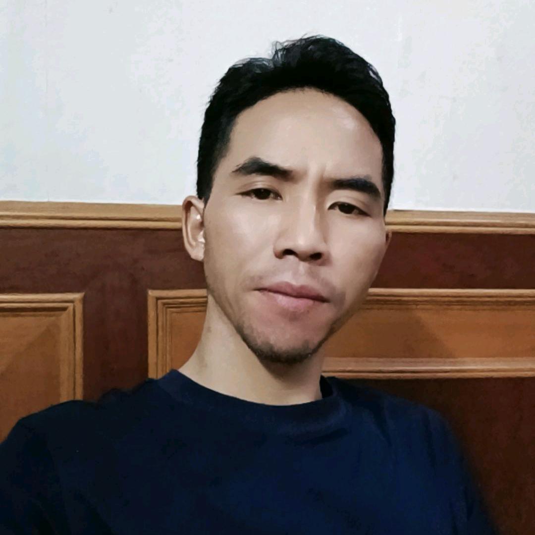 用户：阳光总在风雨后