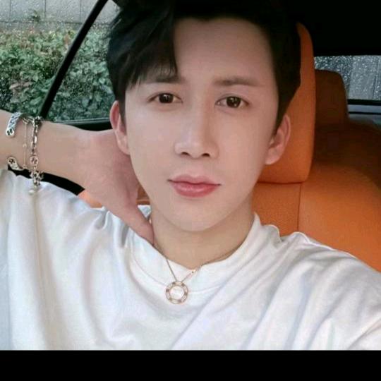 厦门晨伈科技有限公司小白