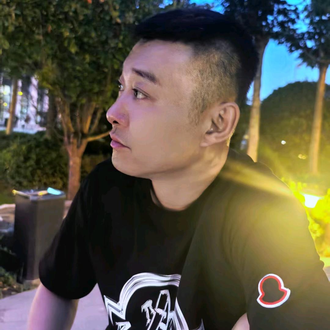 刘 小 亮【天道酬勤】