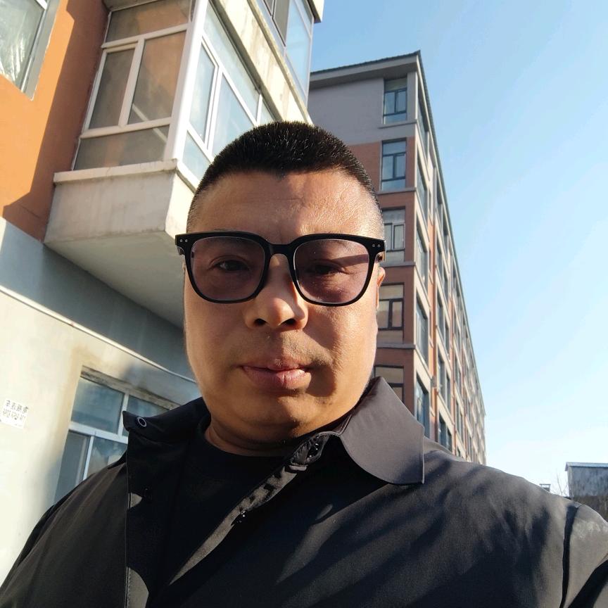 亮哥