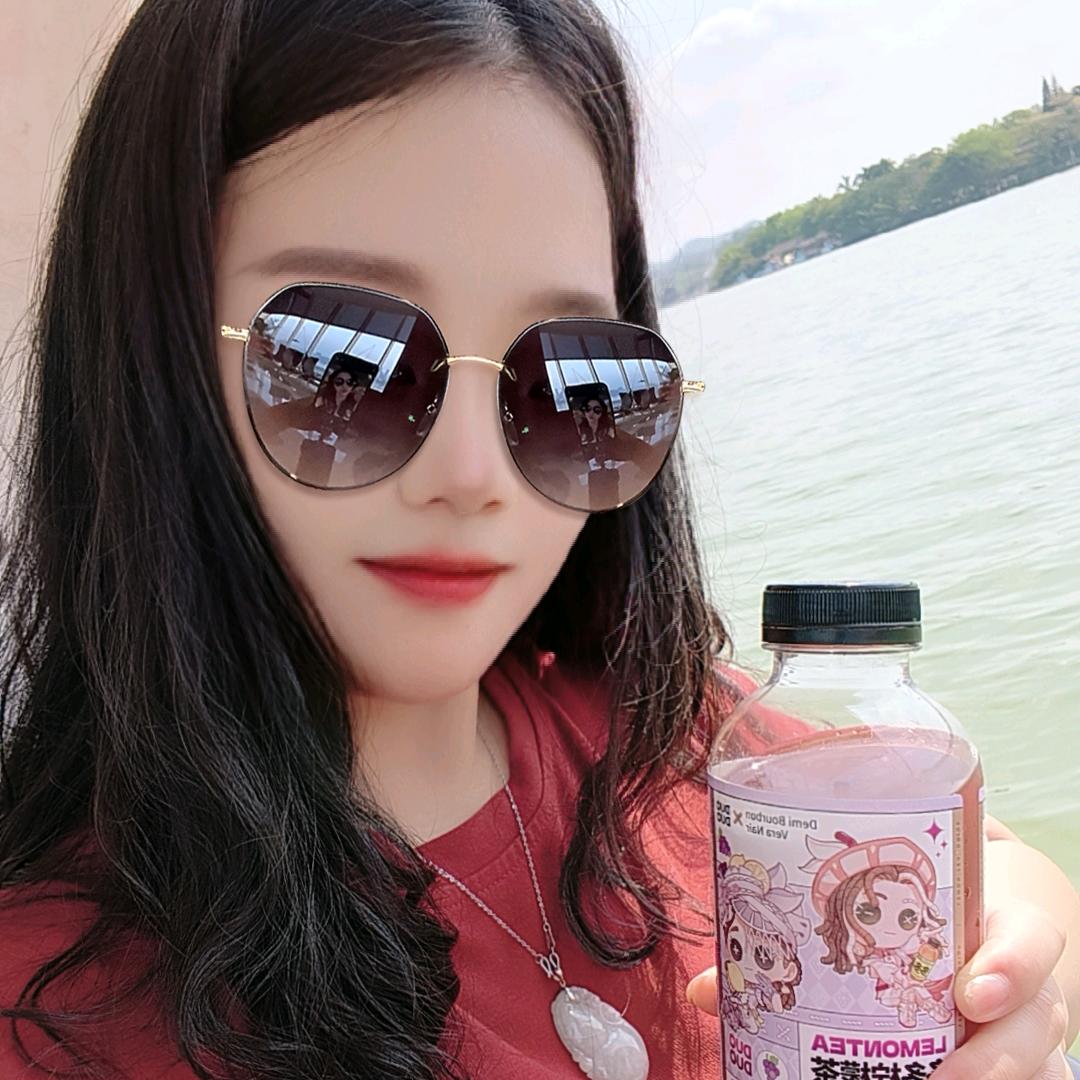 向来缘浅，奈何情深