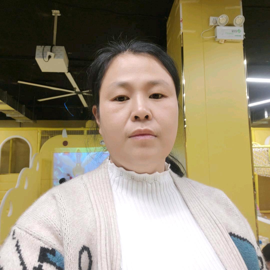 马丽红萨福克养殖户