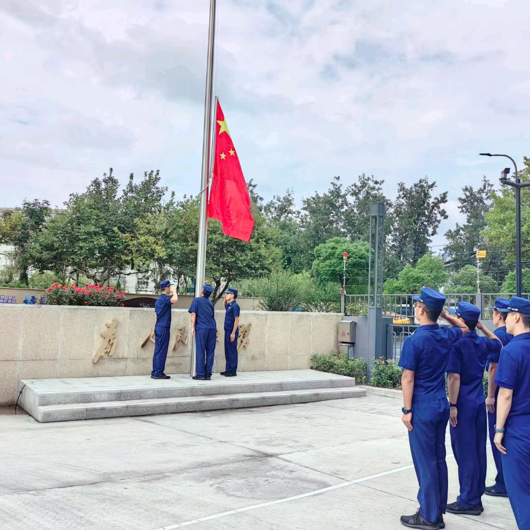 楠朋友🚒  二号员