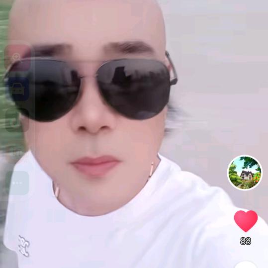 米哥