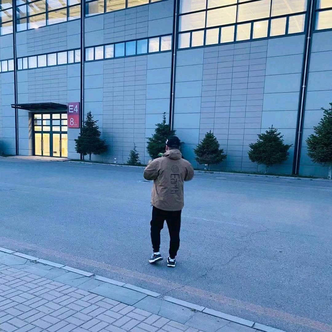 ꧁꫞꯭一路小跑꫞꧂