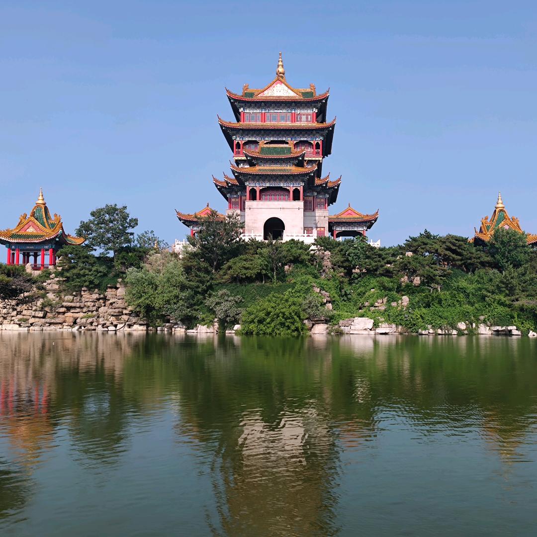 踏雪无痕，水上飘