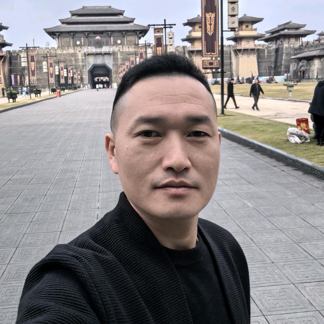 八号当铺。