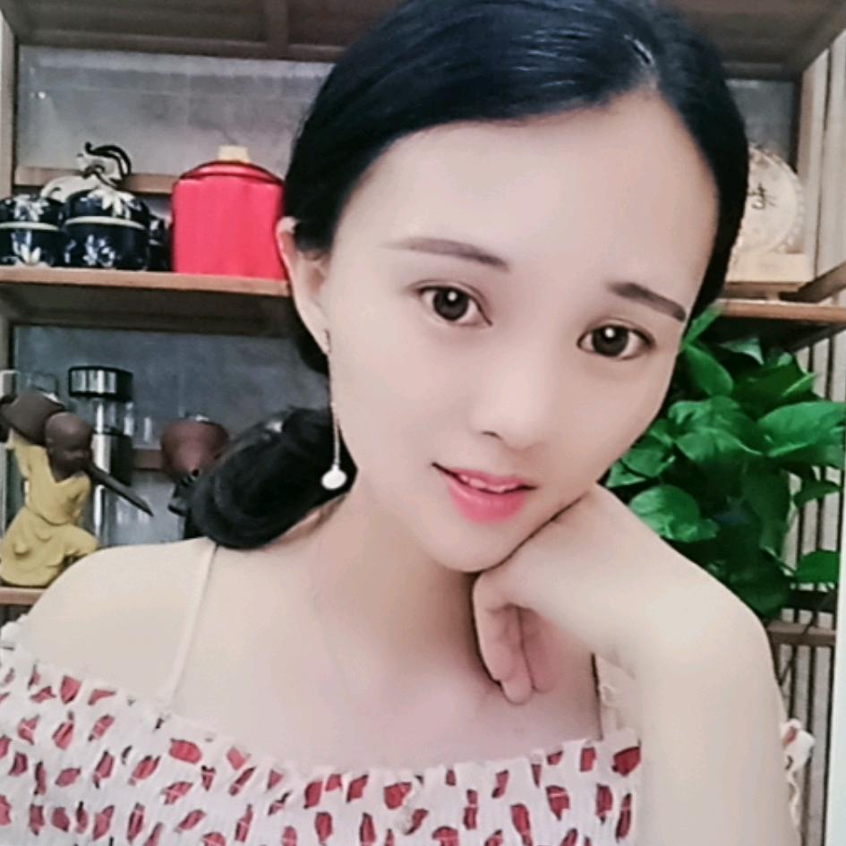 维伟初心服装