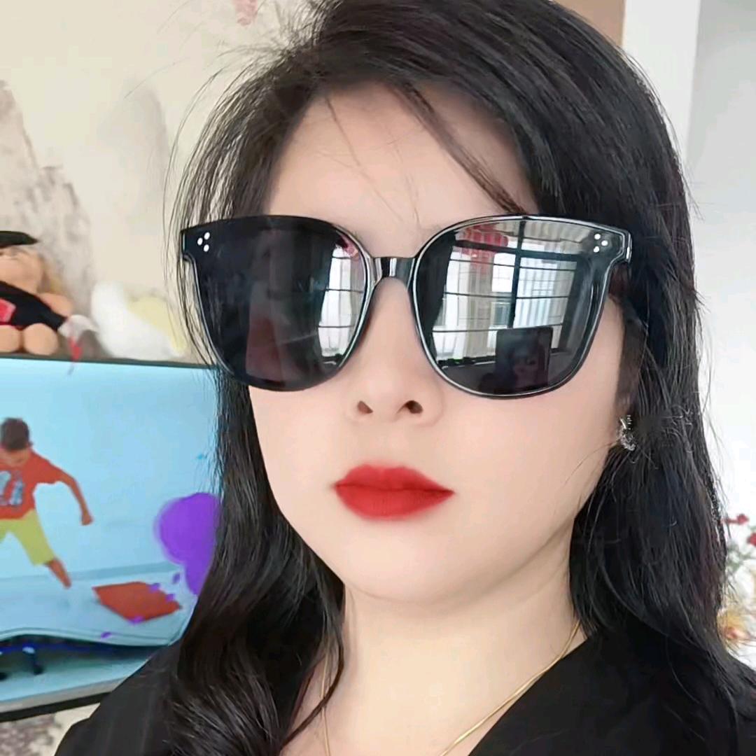 姗