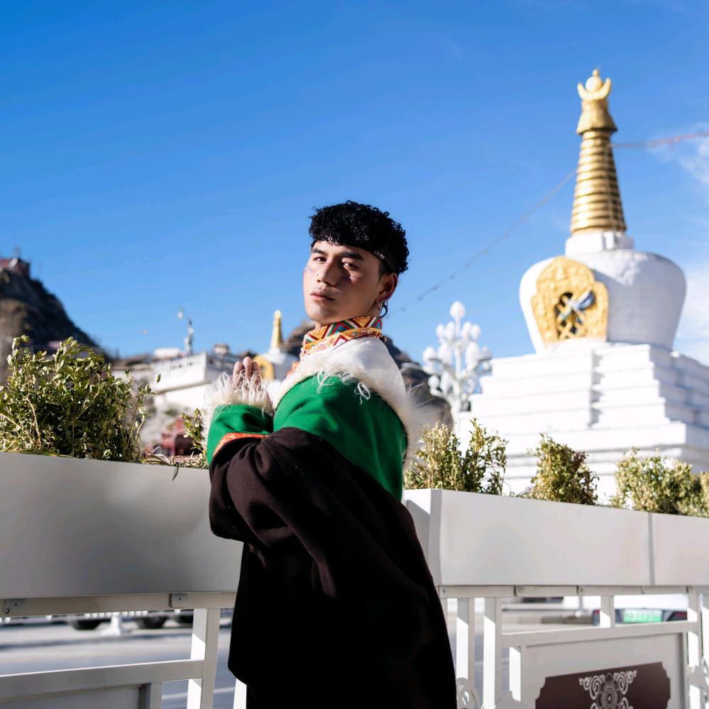 紧张哥