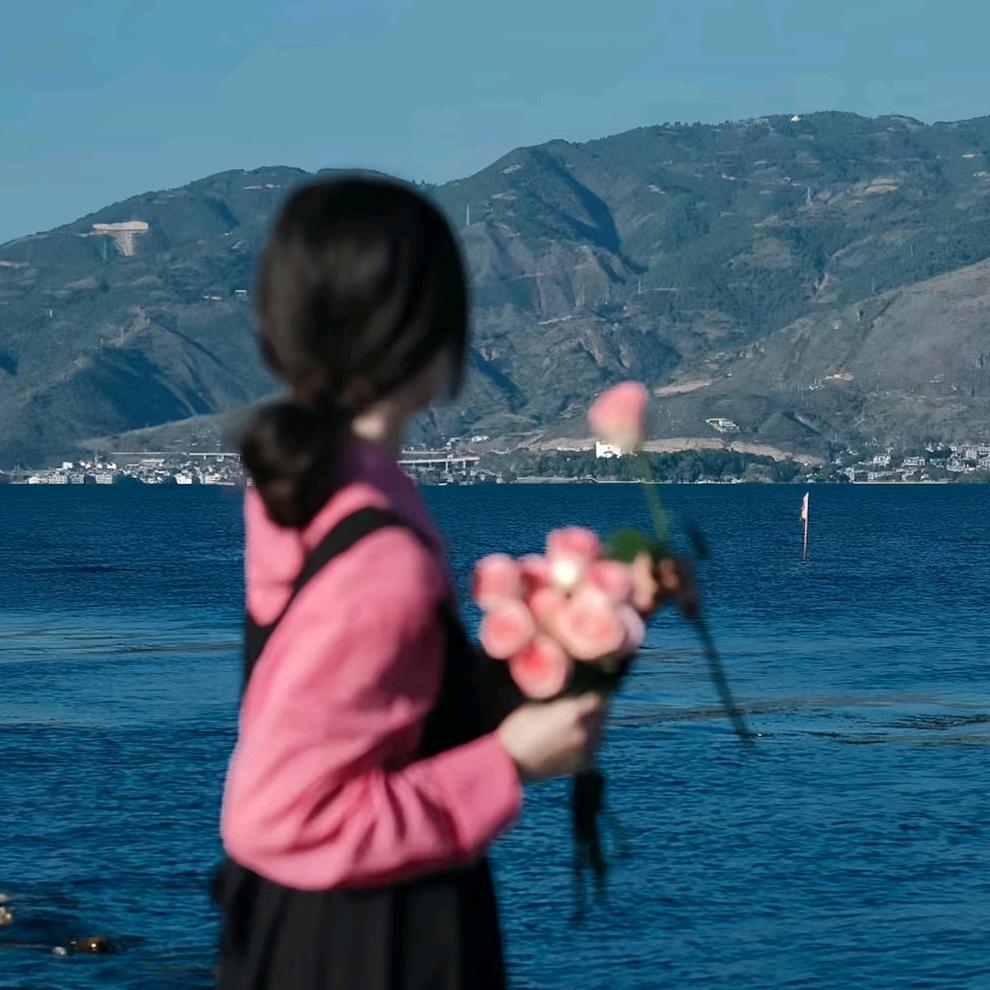 半朵云☁