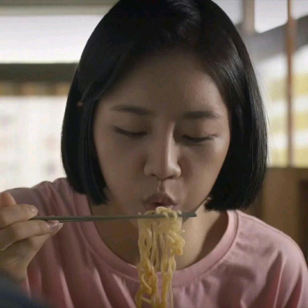 今天爱吃菜心面🍜