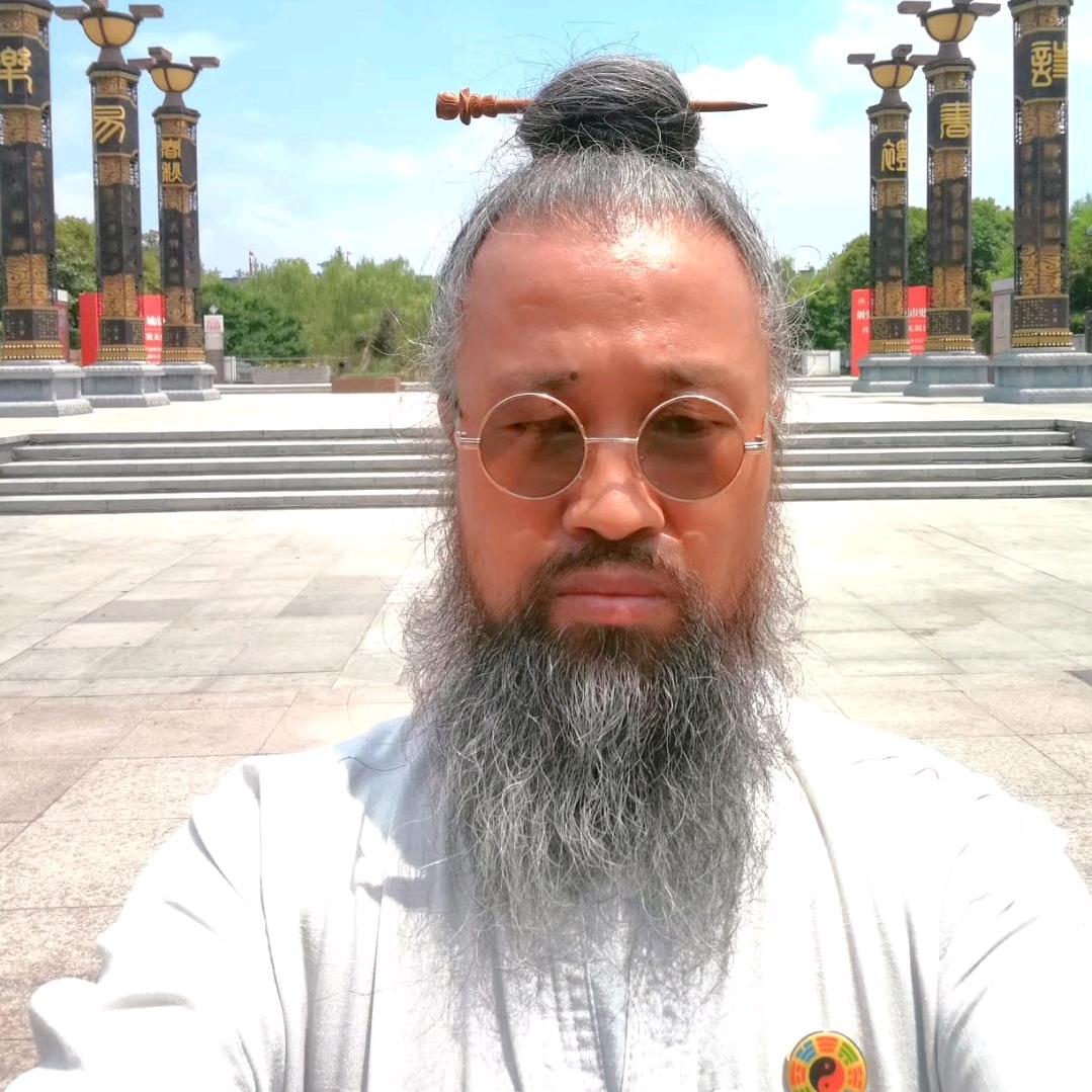 白鹤老人