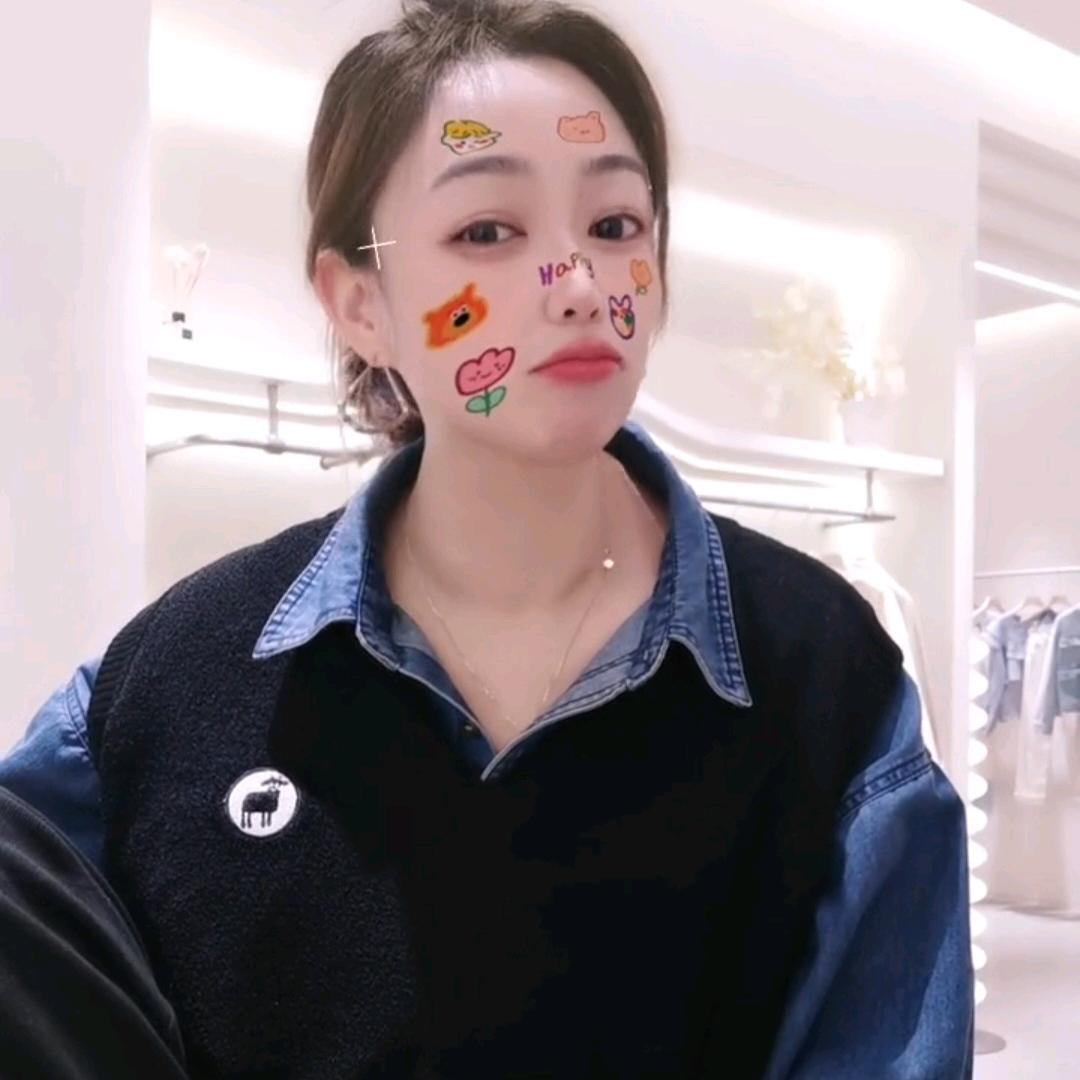 阿阿阿阿阿阿默😘