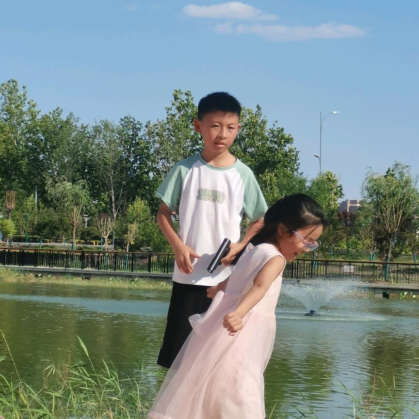 &佳乐，一诺@